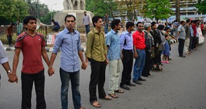 Four bloggers arrested amid crackdown in Bangladesh