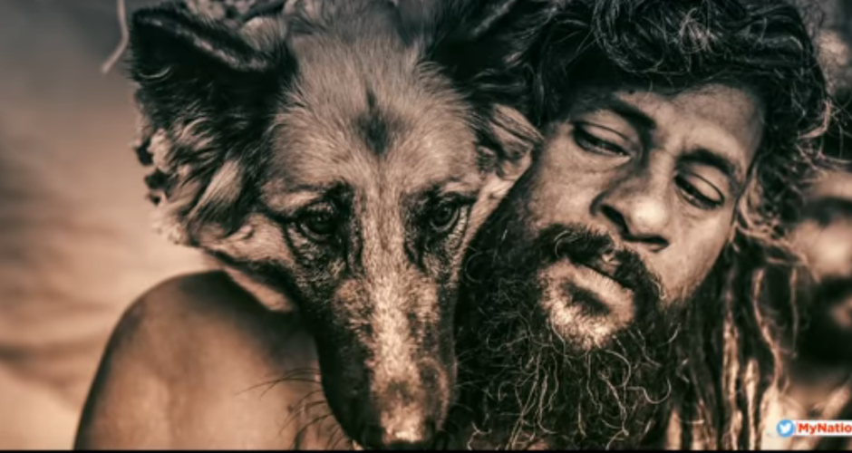 Video : Hindu Sadhus and their Religious Dogs