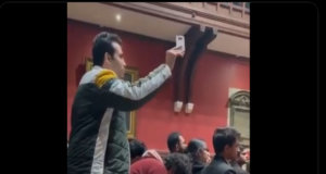 Video : Student Calls Out And Exposes Far Right Islamist Talk At Oxford Union